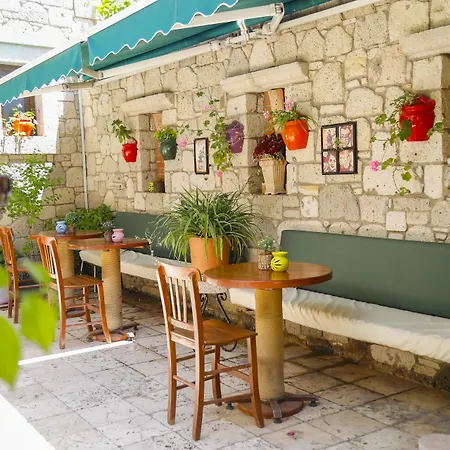 فندق Apaz Alacati